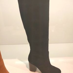 Black high knee boot NEVER WORN from Michael Kors